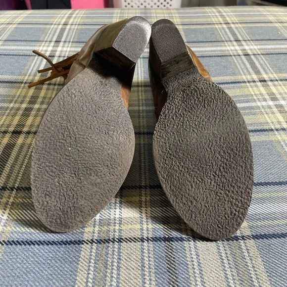 Steve Madden Woodmeer Cognac Leather Fringe Booties Size 9 - Picture 7 of 9